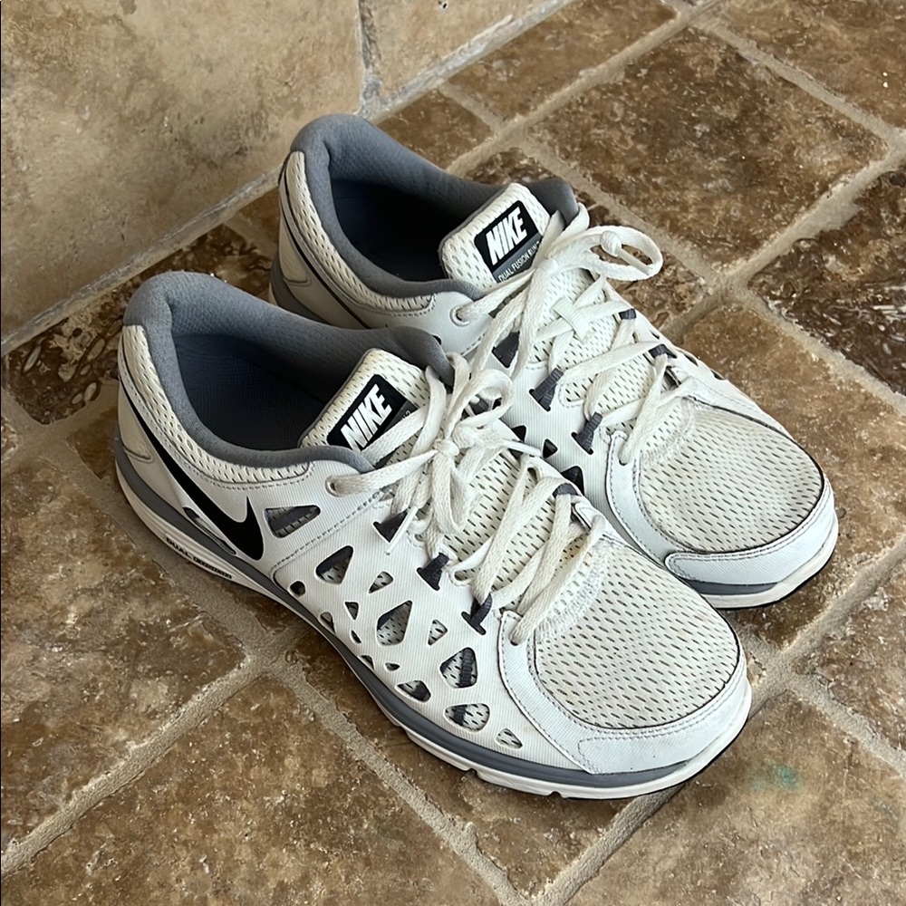 Nike Dual Fusion Run 2